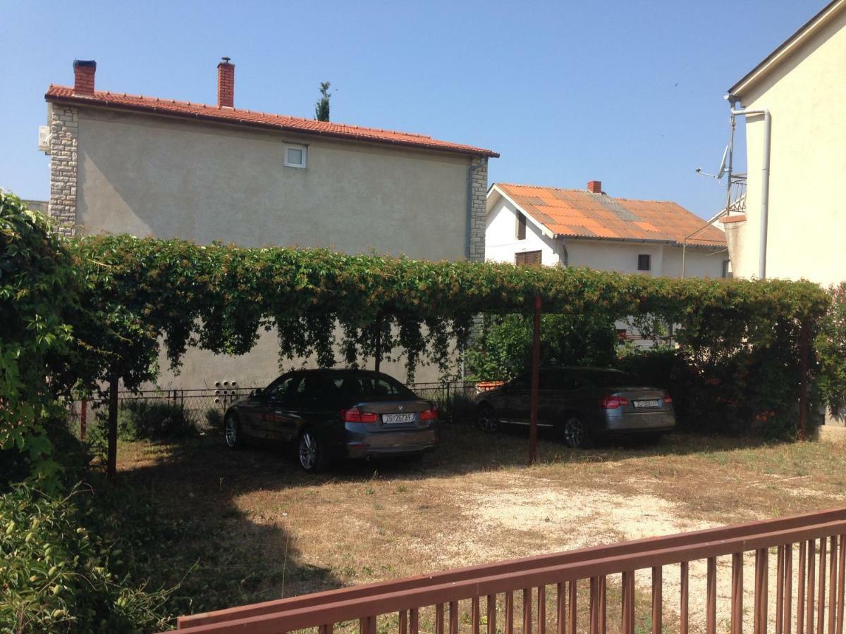 Apartments The Heart Of Croatia Pirovac Exterior foto